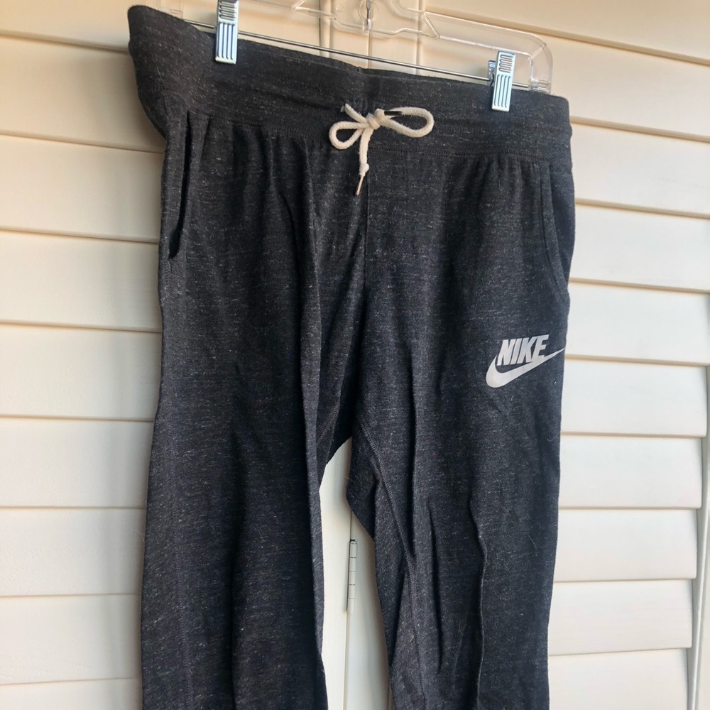 Nike Sweat Pant Jogger Capri